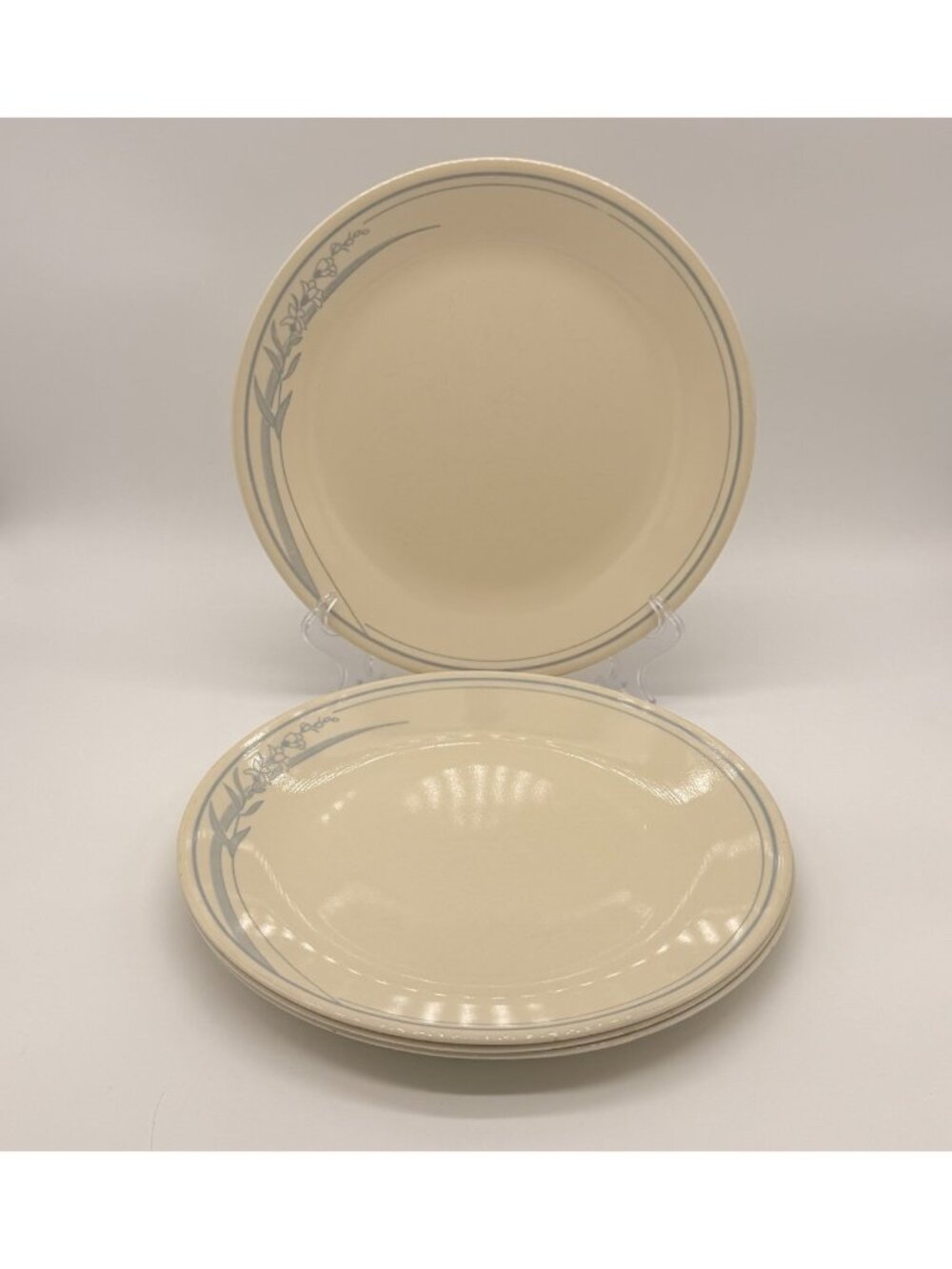 Corelle Blue Lily Dinner Plates Vintage 10.25" Beige With Blue Floral Design Set